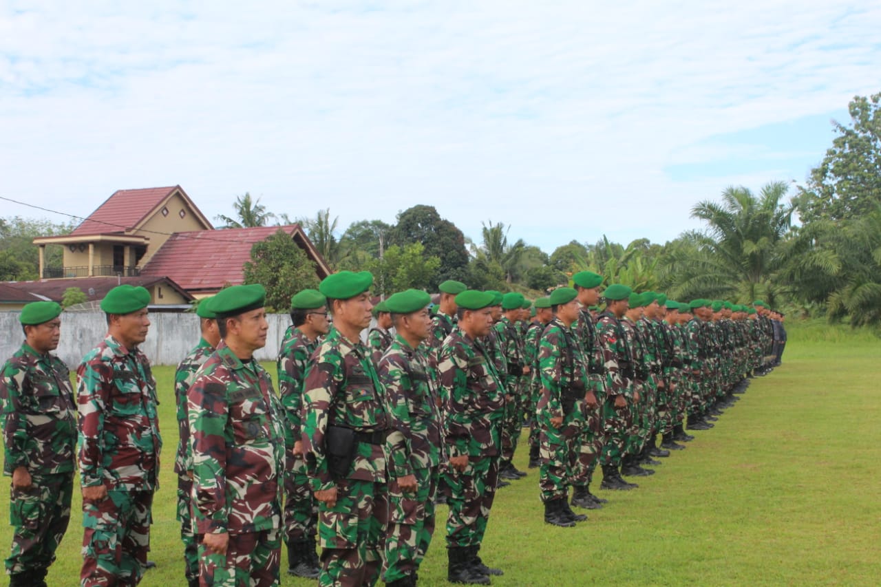 Pada Upacara Bendera 17an Inspektur Upacara Bacakan Amanat Panglima