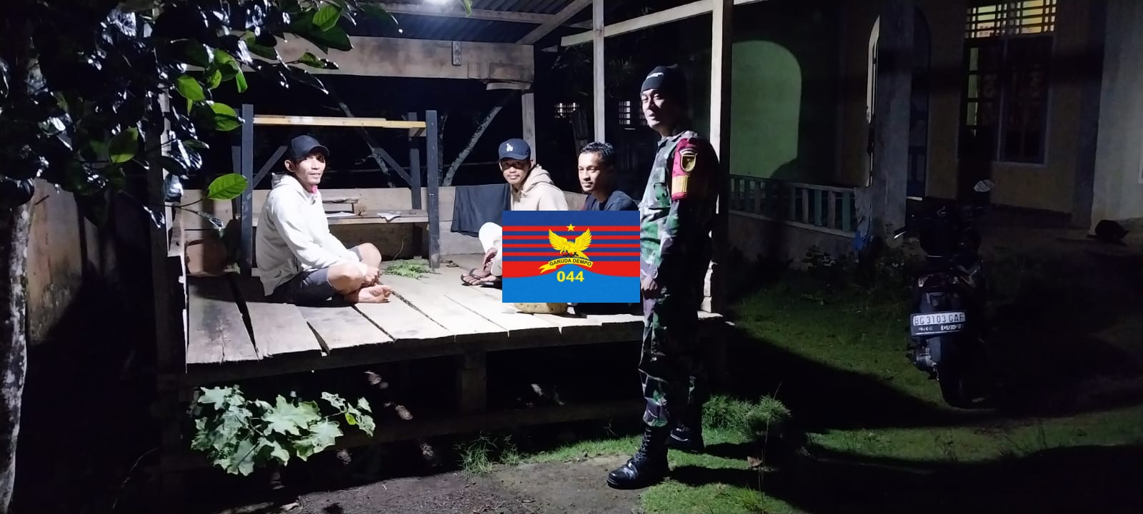 Koramil 406-07/Jayaloka Gelar Patroli Siskamling Bareng Warga Desa Donorejo