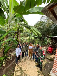 Babinsa Koramil 406-06 /Tugumulyo Serda Supriyadi Melaksanakan Giat Pengecekan Titik 100% Di wilayah binaan.