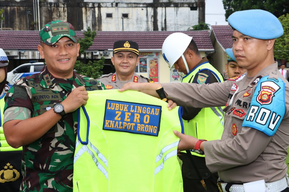 Dandim 0406/Lubuk Linggau Hadiri Deklarasi Lubuk Linggau Bebas Knalpot Brong