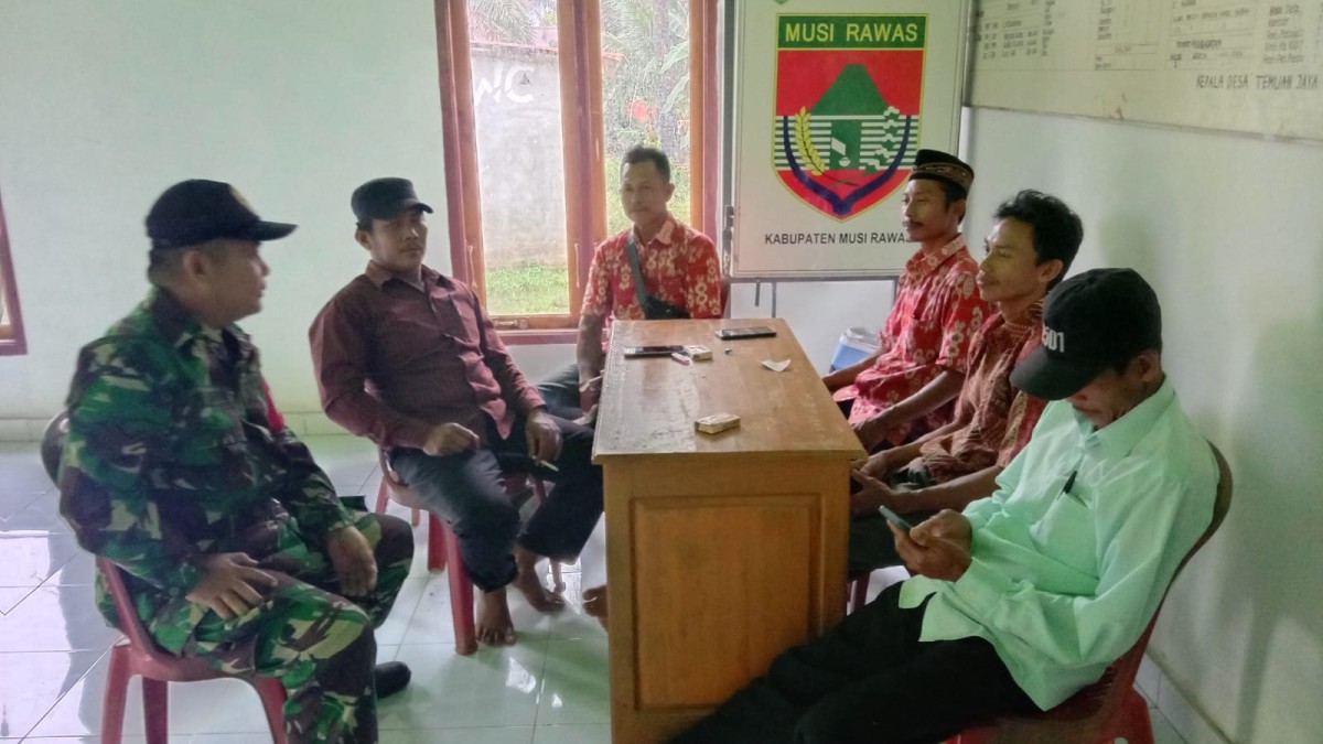 Komsos Babinsa Koramil 406-05/ Muara Kelingi Pererat Jaring Kemitraan