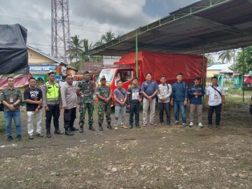 Babinsa Koramil 406-06/Tugumulyo Kawal Pendistribusian Logistik Pemilu