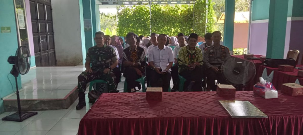 Babinsa Koramil 406-06/Tugumulyo Sertu Daswiranto Melaksanakan Giat Lokakarya Sektoral Diwilayah Binaan.