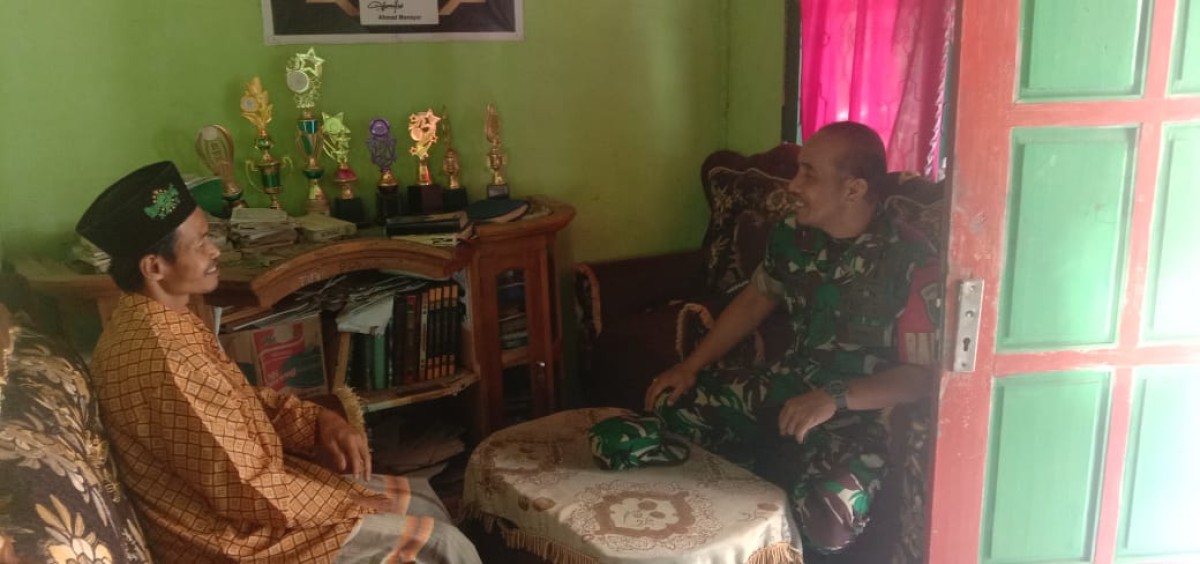 BABINSA JALIN SILATURAHMI DENGAN TOKOH AGAMA DESA BINAAN