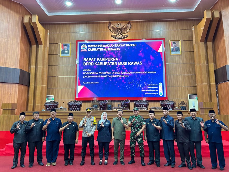 Dandim 0406/Lubuk Linggau Hadir Dalam Rapat Paripurna DPRD Kabupaten Musi Rawas Agenda Mendengarkan LKPJ Bupati Musi Rawas