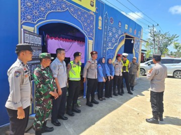 Babinsa Koramil 406-02/Rawas Ilir Laksanakan jaga pos pantau lebaran Didesa binaan.