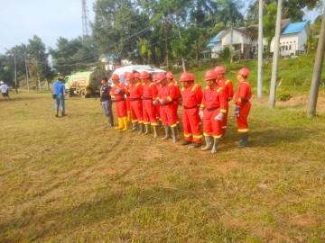 Babinsa koramil 406-02/ rawas ilir Ikuti Kegiatan Simulasi Pemadam Kebakaran Hutan dan Lahan
