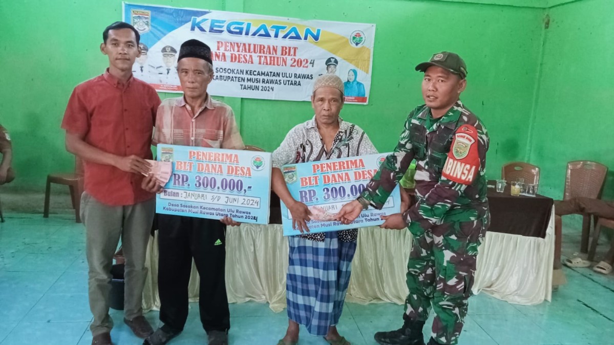 Babinsa Koramil 406-01/rawas ulu serda niki sudoyo Mengikuti Kegiatan Penyerahan (BLT-DD) Di Wilayah Binaan.