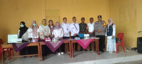 Wujudkan Balita Sehat Babinsa Koramil 406-09/Terawas Serka Bambang Sdm Monitoring Kegiatan Posyandu Di Wilayah Binaan.