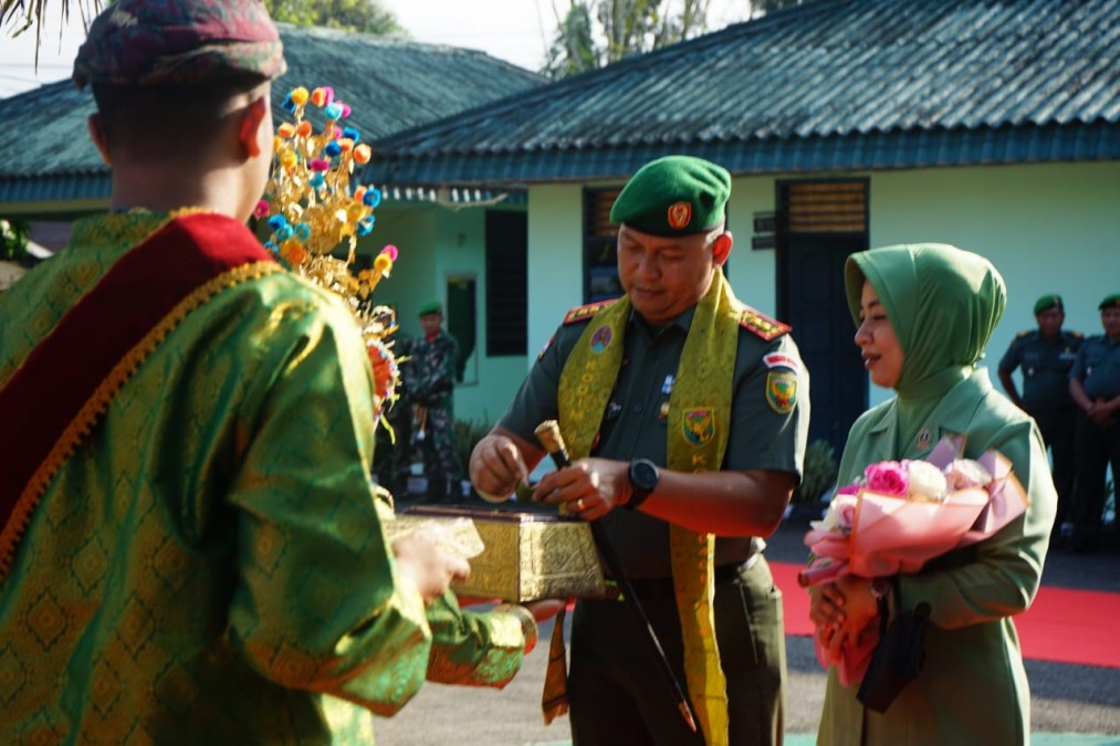 Keluarga Besar Kodim 0406/Lubuk Linggau Sambut Komandan Kodim Yang Baru Letkol Inf Arie Prasatyo Widyo Broto S.E