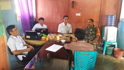 Persiapan menyambut HUT kemerdekaan ke- 79 Babinsa Koramil 406-01/rawas ulu Hadiri Rapat Pembentukan Panitia