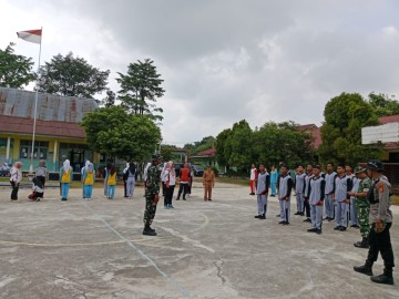 Babinsa Koramil 406-05/Muara Kelingi Seleksi Calon Anggota Paskibra Tingkat Kecamatan