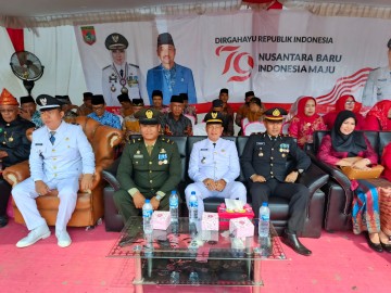 Pada Upacara HUT Kemerdekaan RI Ke 79 Babinsa Koramil 406-05/Muara Kelingi Dilibatkan Sebagai Petugas Upacara