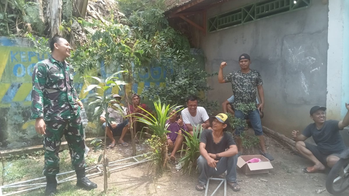 Babinsa Koramil 406-08/Lubuklinggau Melaksanakan Komsos Bersama Warga Binaan.