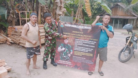 Cegah Kebakaran Hutan Babinsa Koramil 406-09/Terawas Melaksanakan Patroli Kahutla