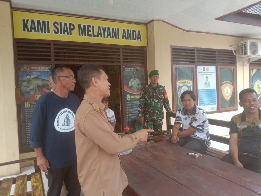 Babinsa hadiri mediasi antara masyarakat dan pihak perusahan