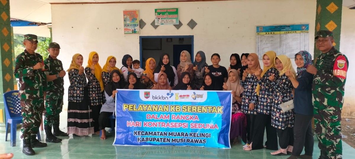 Pendampingan Pelayanan KB Serentak Oleh Babinsa Koramil 406-05/Muara Kelingi Dalam Rangka Hari Kontrasepsi Sedunia