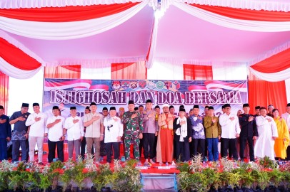 Dandim 0406 Lubuk Linggau Hadiri Acara Istighosah dan Doa Bersama Dalam Rangka Mewujudkan Pilkada Damai Tahun 2024 di Kota Lubuk Linggau