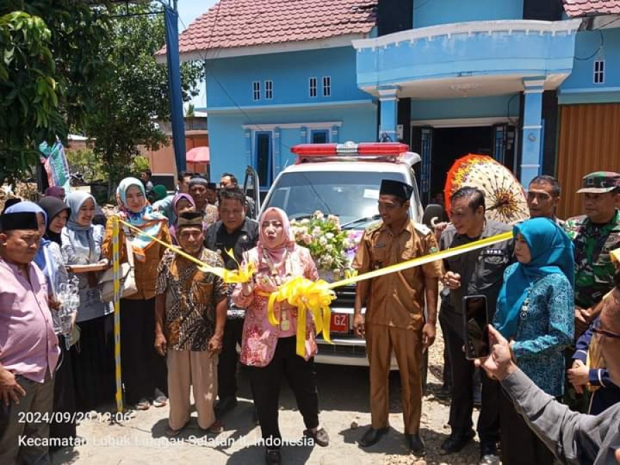 Babinsa Peltu Dedi Afrizal Hadiri Acara Penyerahan Ambulans dan Seragam Sekolah oleh Bupati Musi Rawas