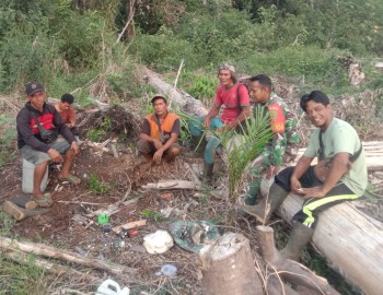 Serda Dedi Hermawan Gelar Komsos Larangan Karhutla di Desa Marga Puspita