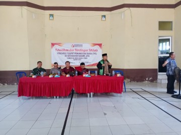 Babinsa 406-03/Rupit Hadiri Pembinaan dan Pengambilan Sumpah Anggota Pengawas TPS Kecamatan Karang Jaya
