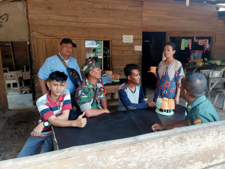 Babinsa Koramil 406-04/Muara Lakitan Giat Silaturahmi Bersama Warga Desa Anya