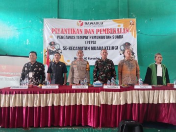 Danramil 406-05/Muara Kelingi Hadiri Pelantikan dan Pembekalan PTPS Se-Kecamatan Muara Kelingi