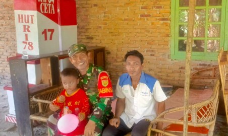 Babinsa Sertu Aria Laksanakan Anjang Sanah di Rumah Warga Rt 01 Kel. Jawa Kiri
