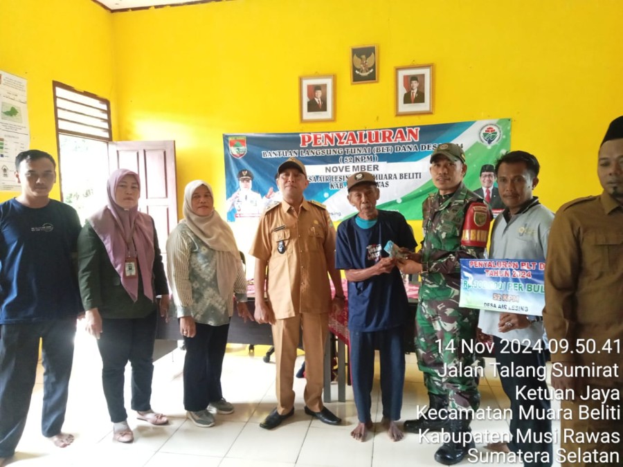 Babinsa Koramil 406-06/Tugumulyo Hadiri Acara Pembagian BLT Dana Desa di Kantor Desa Air Lesing