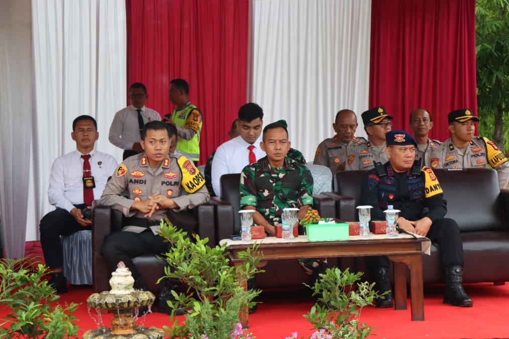 Kapten CZI Epi Sugiarto Hadiri Apel Pergeseran Pasukan Pengamanan Pilkada Sumsel dan Musi Rawas