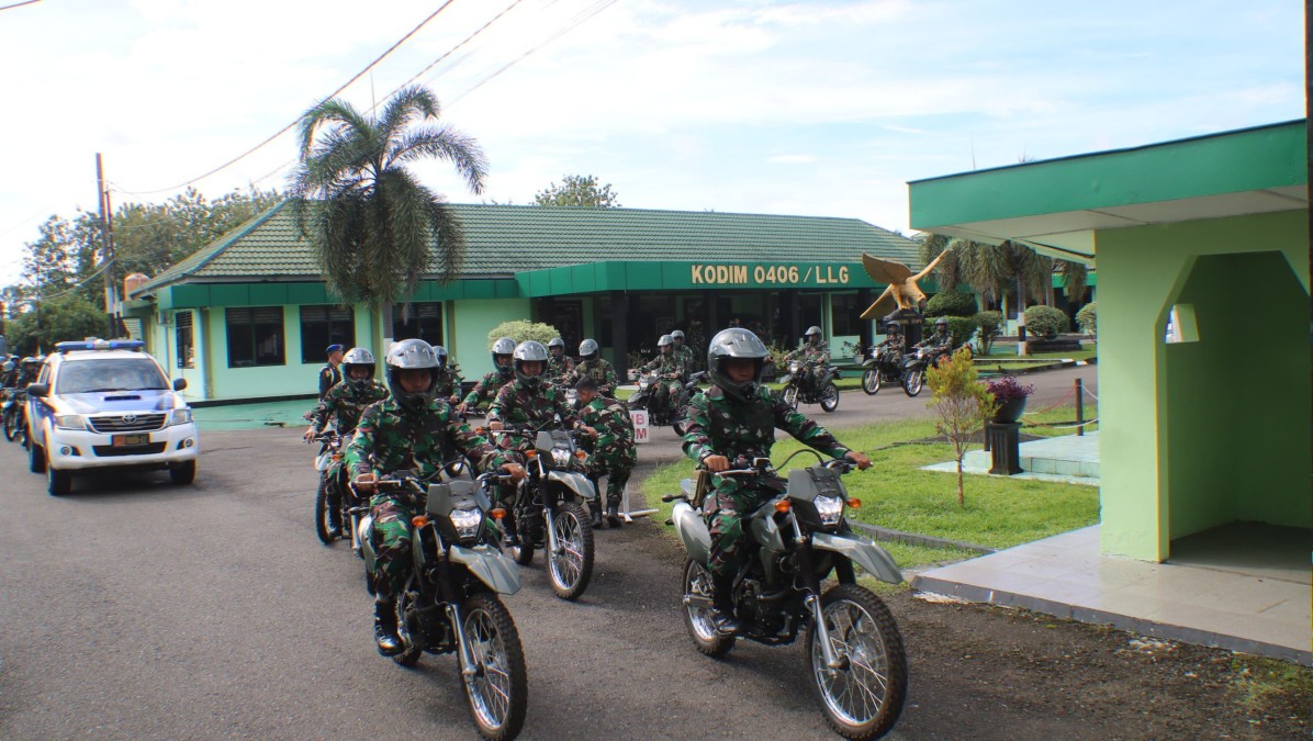 Dandim 0406 Lubuklinggau Lepas Pasukan Pengamanan Pemilukada 2024