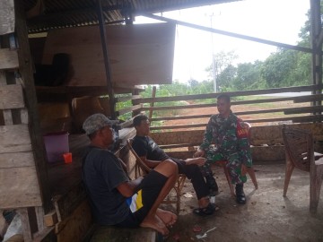 Serda Zainal Aripin, Babinsa Koramil 406-09/Terawas, Giat Komsos Himbau Keamanan.