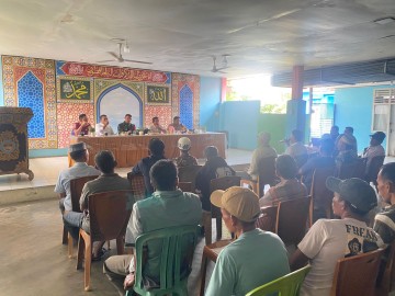 Pastikan aman dan lancar sertu Antoni hadiri Mediasi Sengketa Lahan Desa Anyar dengan PT TAS Berlangsung di Kecamatan Muara Lakitan