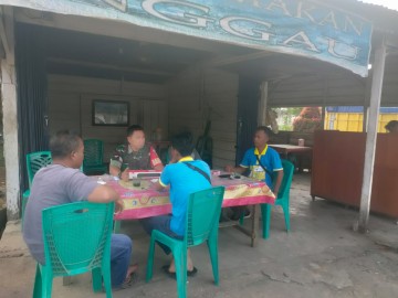 Babinsa Serma Asep Juliansyah Jalin Interaksi Aktif Dengan Warga Binaan