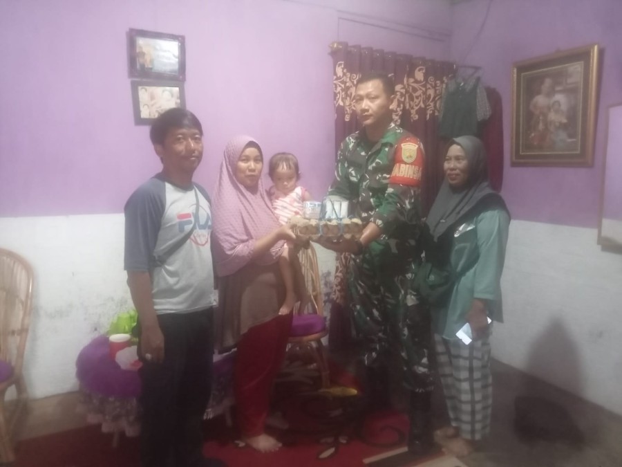 Babinsa Koramil 406-08/Lubuk Linggau Monitoring Anak-Anak Stunting.