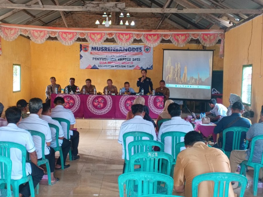 Babinsa Koramil 406-04/Muara Lakitan Serda Samsul Bahri Hadiri Rapat Musrenbang Anggaran 2025