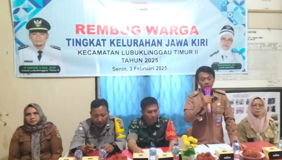 Babinsa Sertu Aria Chrispi Hadiri Rembuk Warga untuk Rencana Pembangunan di Kelurahan Jawa Kiri