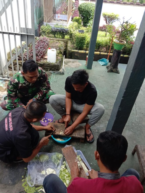 Babinsa Koramil 406-08/Lubuk Linggau Himbau Warga Binaan Lapas untuk Menjaga Keamanan dan Kebersihan Lapas