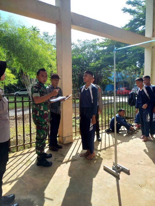 Babinsa Serka Ghufron Syadali Laksanakan Seleksi Anggota Pasukan Pengibar Bendera di Kabupaten Musi Rawas