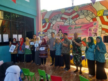 DANRAMIL 406-06/TUGUMULYO MONITORING SOSIALISASI KELOR ASIK DAN PENANDATANGANAN KOMITMEN DI PAUD SEHATI