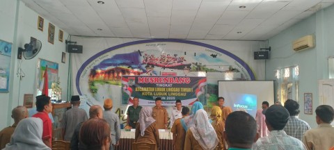 Babinsa Serma Suwartono Hadiri Kegiatan Musrenbang Kecamatan Lubuk Linggau Timur 1 Tahun 2025