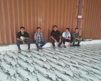 PRAKA RIDO PRAKASA MELAKSANAKAN KOMUNIKASI SOSIAL DENGAN PEMUDA DESA RANTAU TELANG