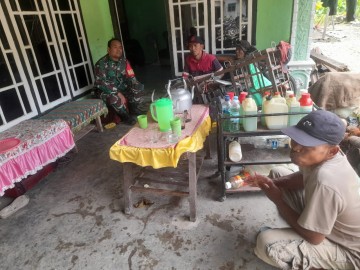 Babinsa Koramil 406-09/Terawas Sosialisasikan Swasembada Pangan di Desa Binaan