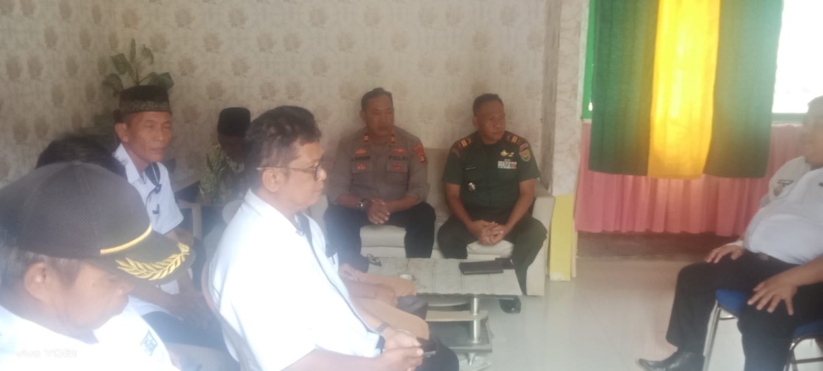 Danramil 406-07/Jayaloka Hadiri Rapat Persiapan Menyongsong Hari Raya Idul Fitri