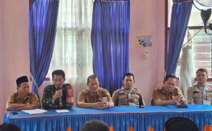 Babinsa Sertu Samer Hadiri Rapat Persiapan Kegiatan Malam Takbiran