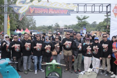 Wali Kota Lubuk Linggau Buka Event Semare Vespa Rakyat 2025