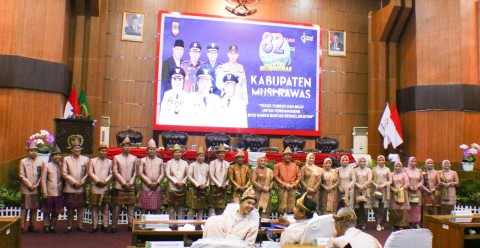 KOMANDAN KODIM 0406/LUBUKLINGGAU HADIRI RAPAT PARIPURNA DPRD MEMPERINGATI HARI JADI KABUPATEN MUSI RAWAS