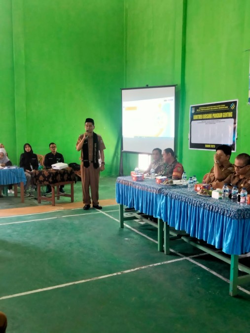 Babinsa Koramil 406-01/Rawas Ulu Hadiri Sosialisasi Program “Genting” di Kecamatan Rawas Ulu