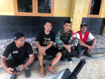 Serda Muh. Fauzi Laksanakan Komsos, Ingatkan Warga Desa Lawang Agung Bahaya Judi Online