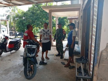 Babinsa Koramil 406-01/Rawas Ulu Gelar Komsos di Desa Sukomoro